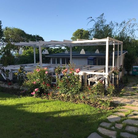 Family hotel Akra Csernomorec Kültér fotó