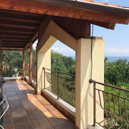 Family hotel Akra Csernomorec Kültér fotó