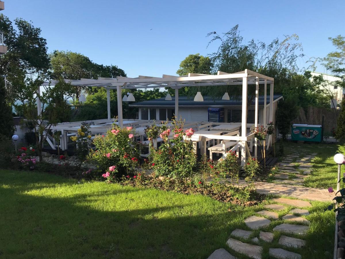 Family hotel Akra Csernomorec Kültér fotó