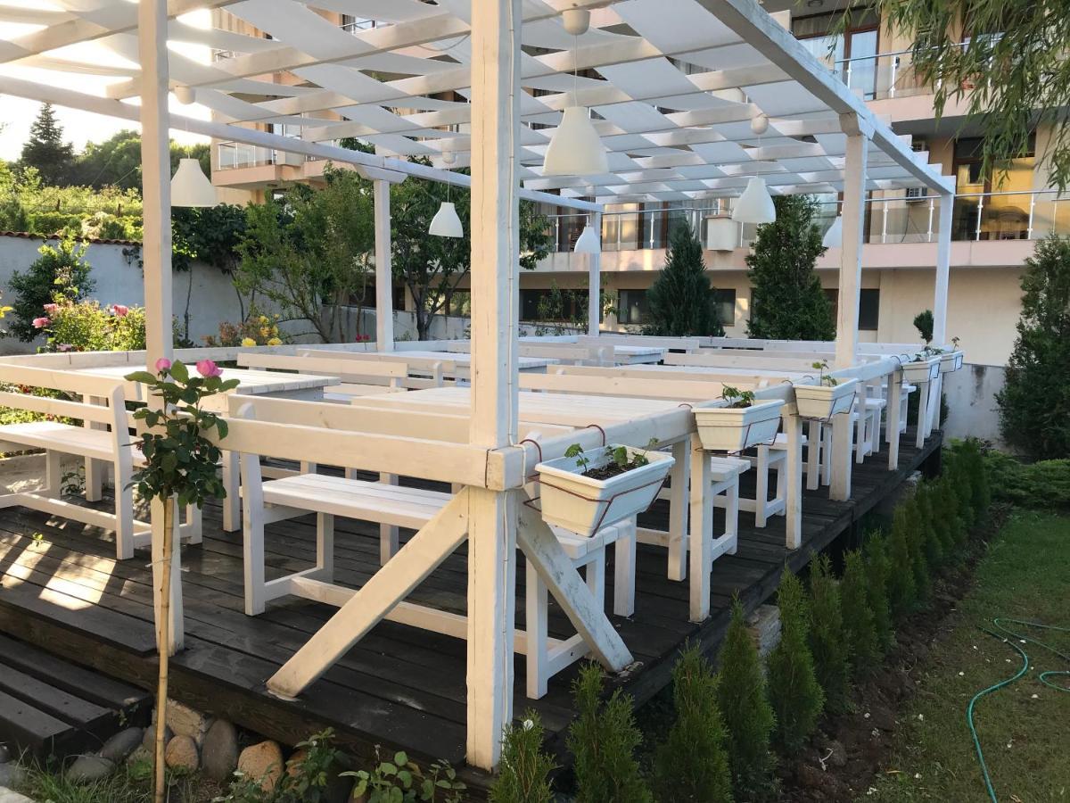 Family hotel Akra Csernomorec Kültér fotó